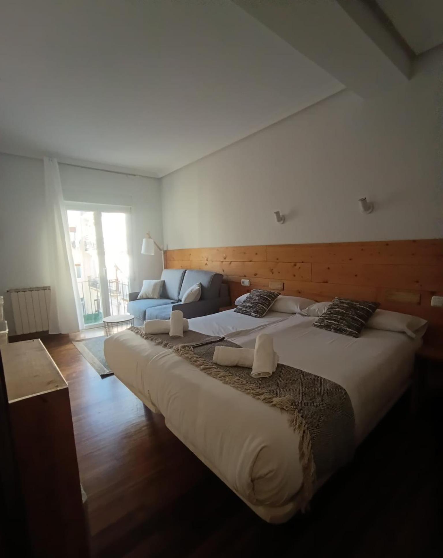 Pension Urkia Сан-Себастьян Экстерьер фото
