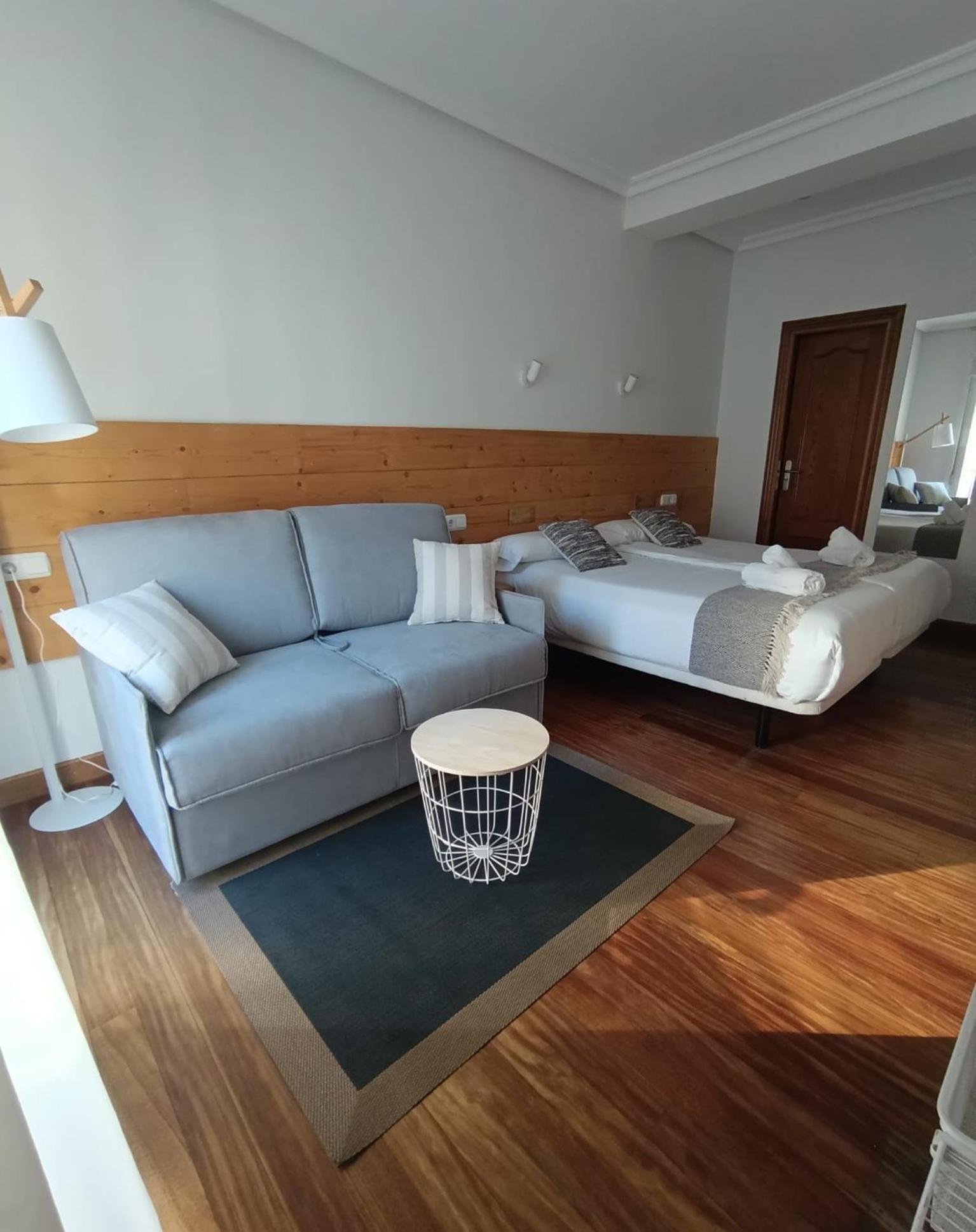 Pension Urkia Сан-Себастьян Экстерьер фото