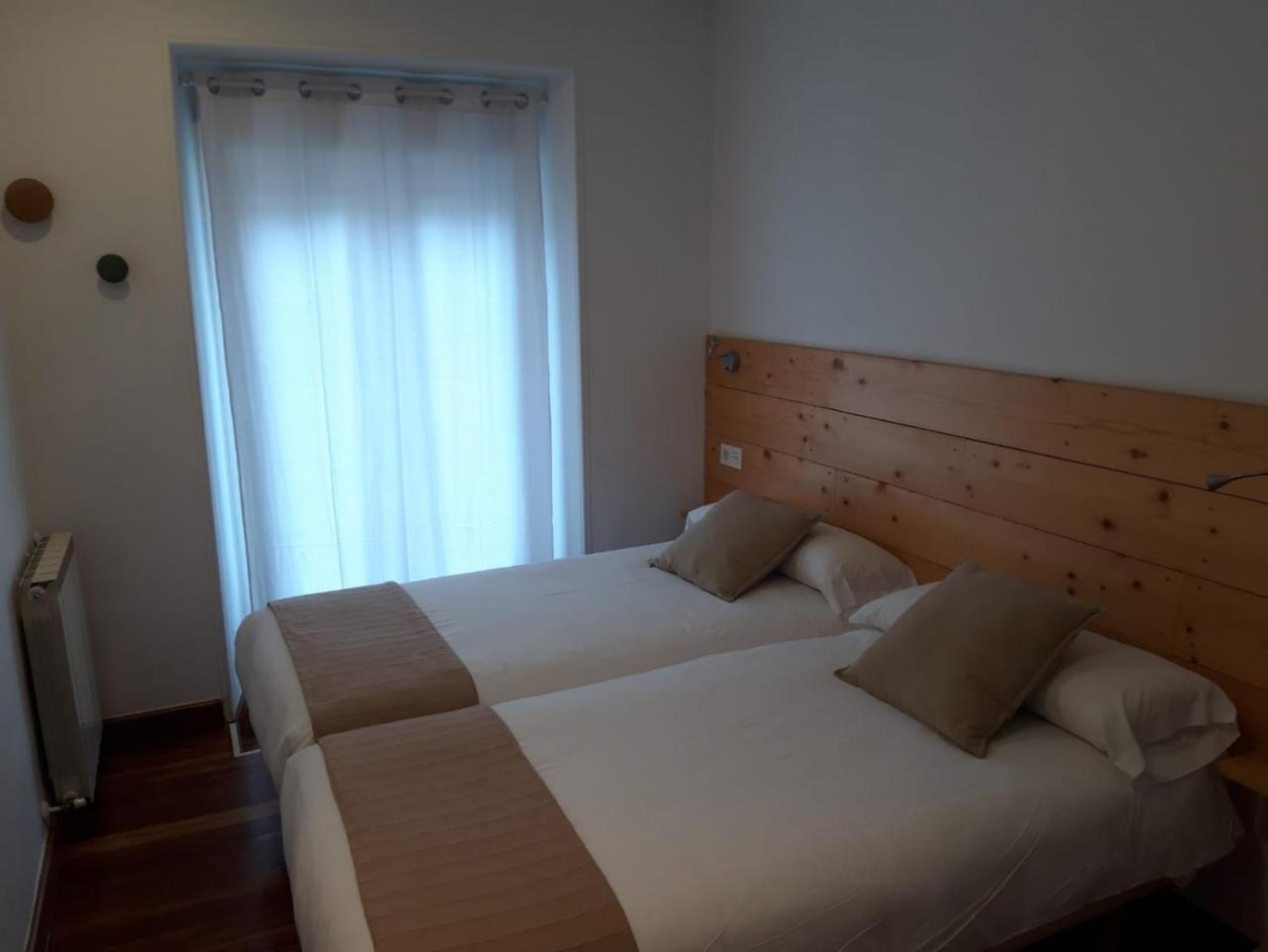 Pension Urkia Сан-Себастьян Экстерьер фото