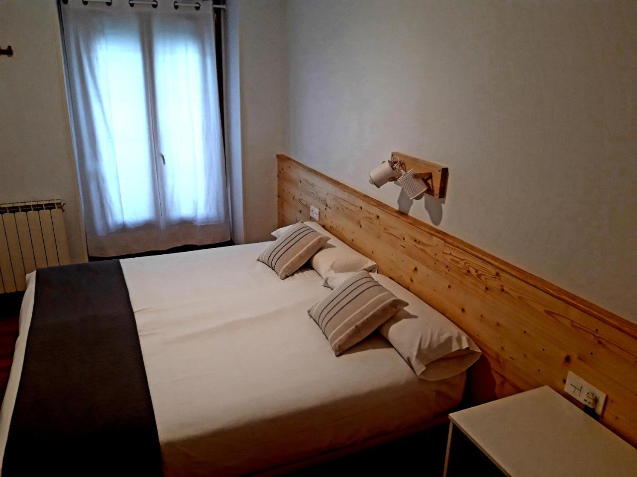 Pension Urkia Сан-Себастьян Экстерьер фото