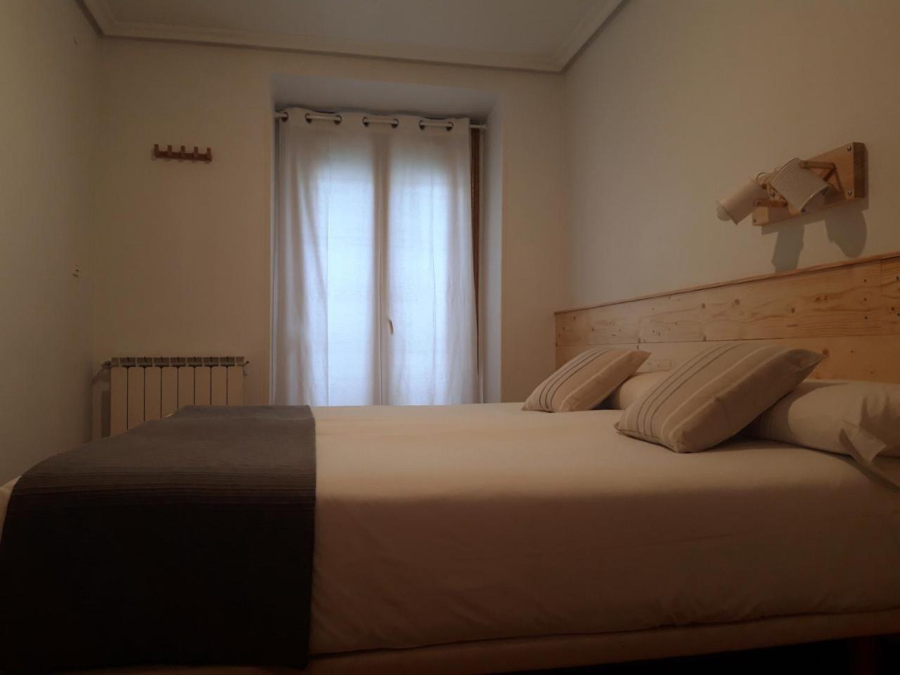 Pension Urkia Сан-Себастьян Экстерьер фото