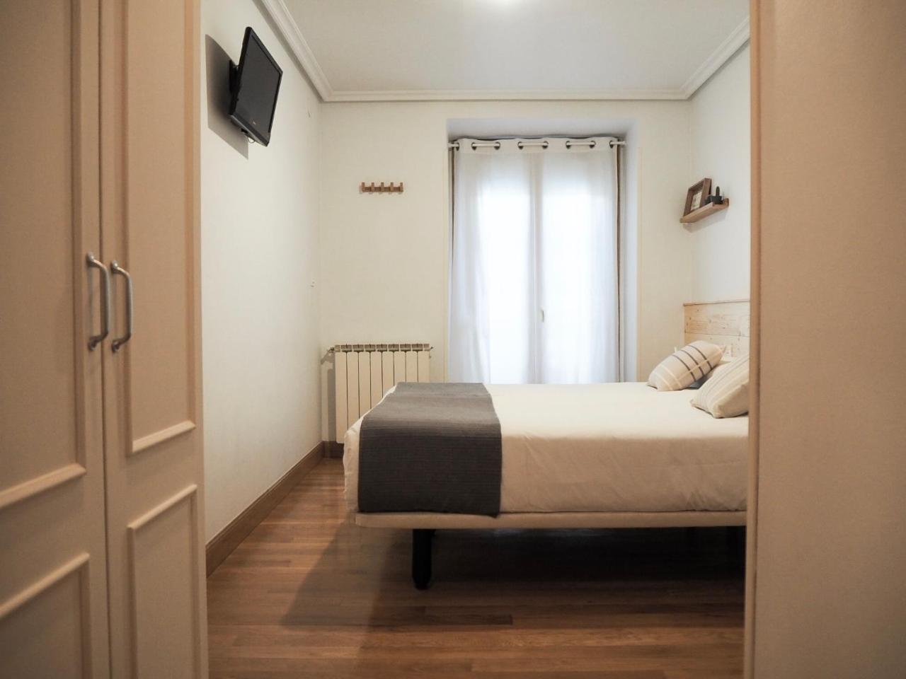 Pension Urkia Сан-Себастьян Экстерьер фото