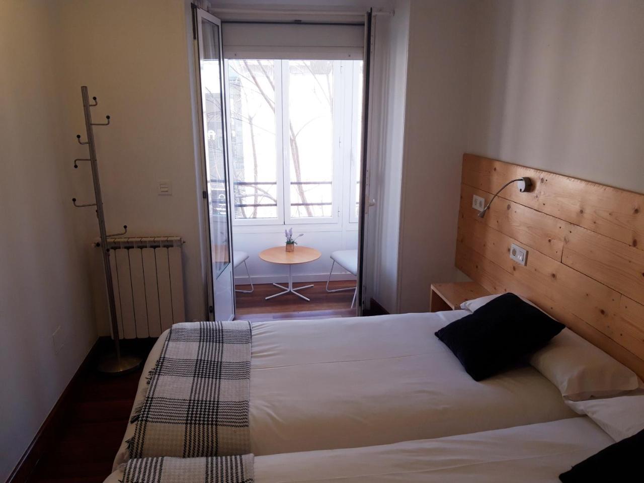 Pension Urkia Сан-Себастьян Экстерьер фото