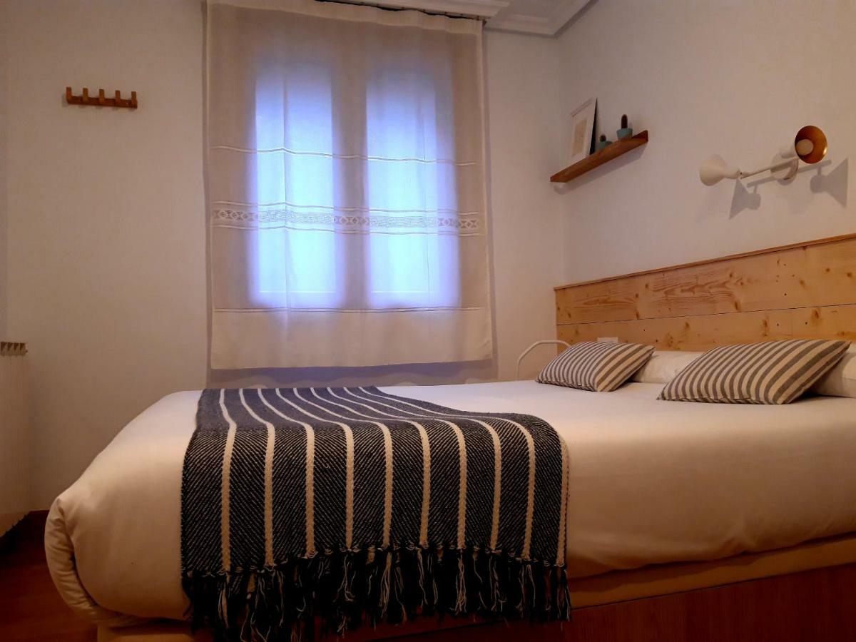 Pension Urkia Сан-Себастьян Экстерьер фото
